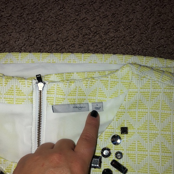 Pastel Yellow Halogen top - Picture 4 of 4